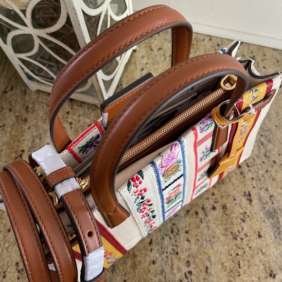 Tory Burch Bags New Tory Burch Walker Floral bing Small Satchel